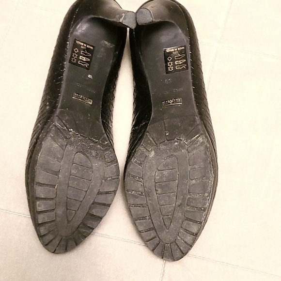 Black Minelli Pumps - Picture 4 of 6